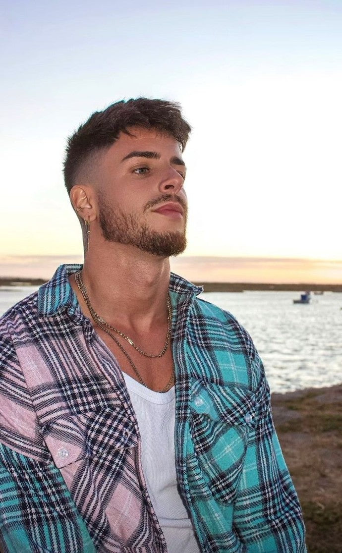<em>Erol M.</em>